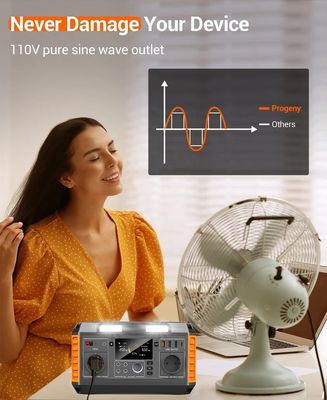 अनुकूलन योग्य 700W लिथियम आयन बैटरी और 520WH आउटपुट के साथ पोर्टेबल सोलर पावर स्टेशन
